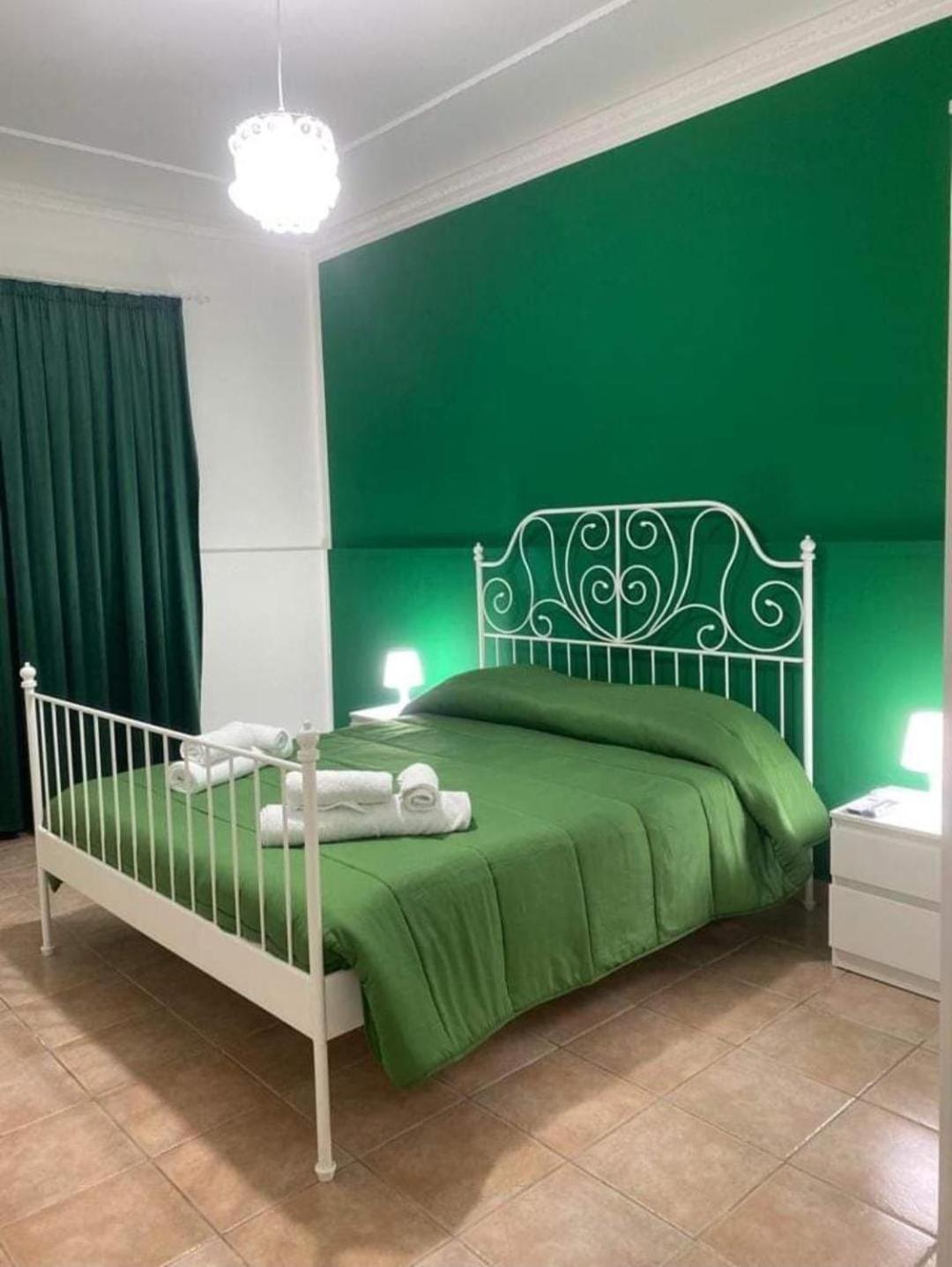 Casa Vacanze Paola ปอร์โต เอมเปโดเกล ภายนอก รูปภาพ